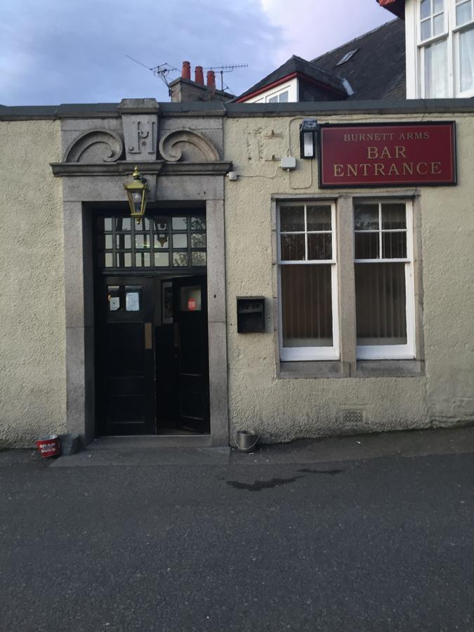 Hotel Burnett Arms Inverurie Exterior foto